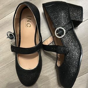 NET - INC - Jade Black - sparkly Shoe - Size 2 M